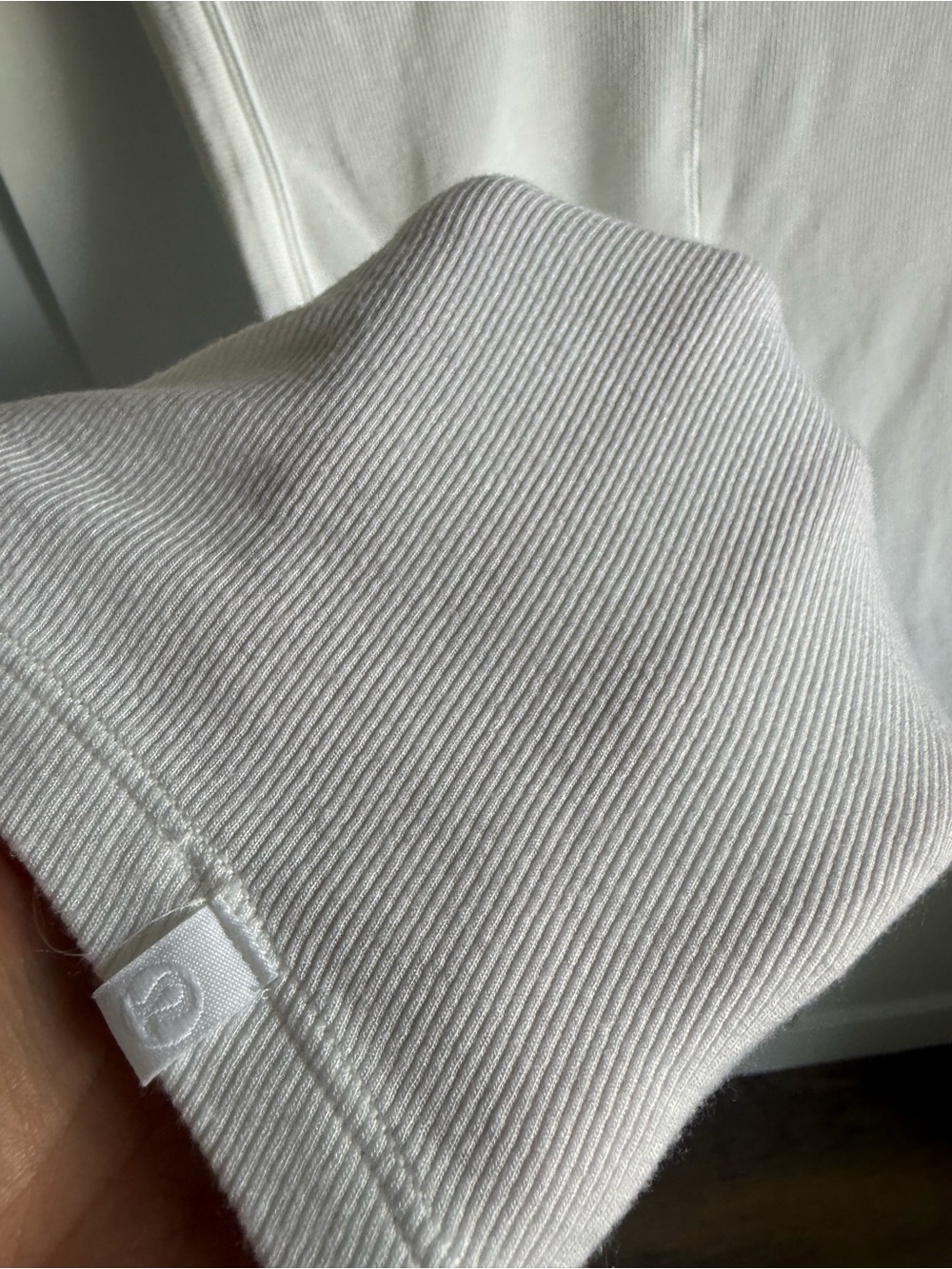 Lululemon Hold Tight Crew Neck Tank - Picture 4 of 6